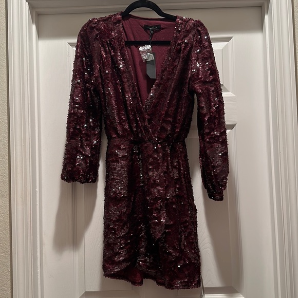 Honey Punch Dresses & Skirts - Sequin Honey Punch dress. Never worn. Size M